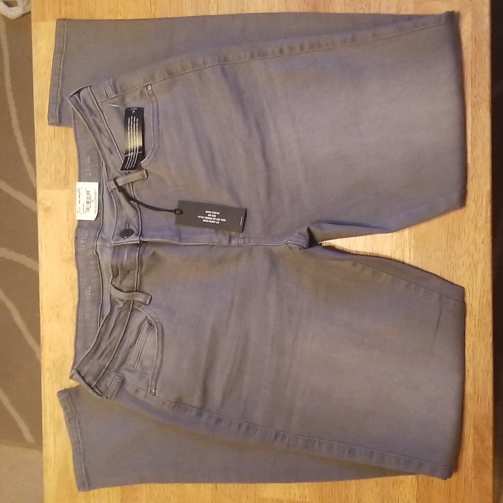 Mid-rise a.n.a denim jegging size 12 NWOT grey